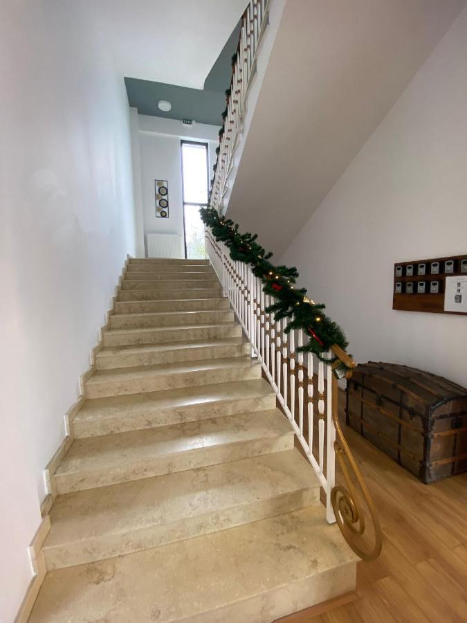 Bliss Inn Tunari Voluntari Bagian luar foto