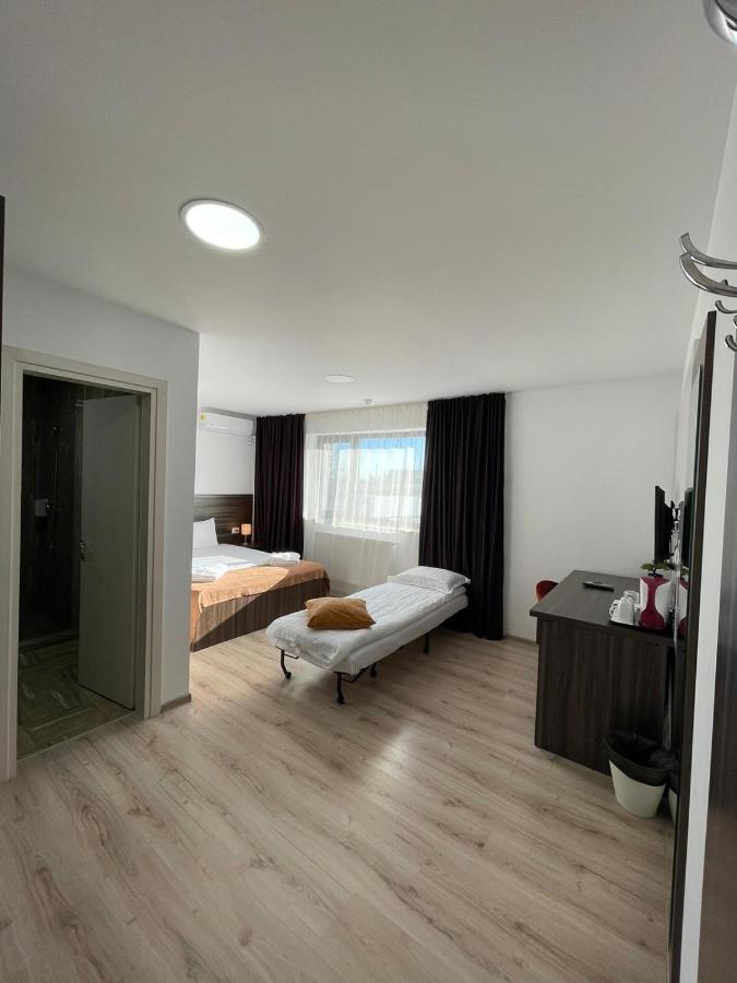 Bliss Inn Tunari Voluntari Bagian luar foto