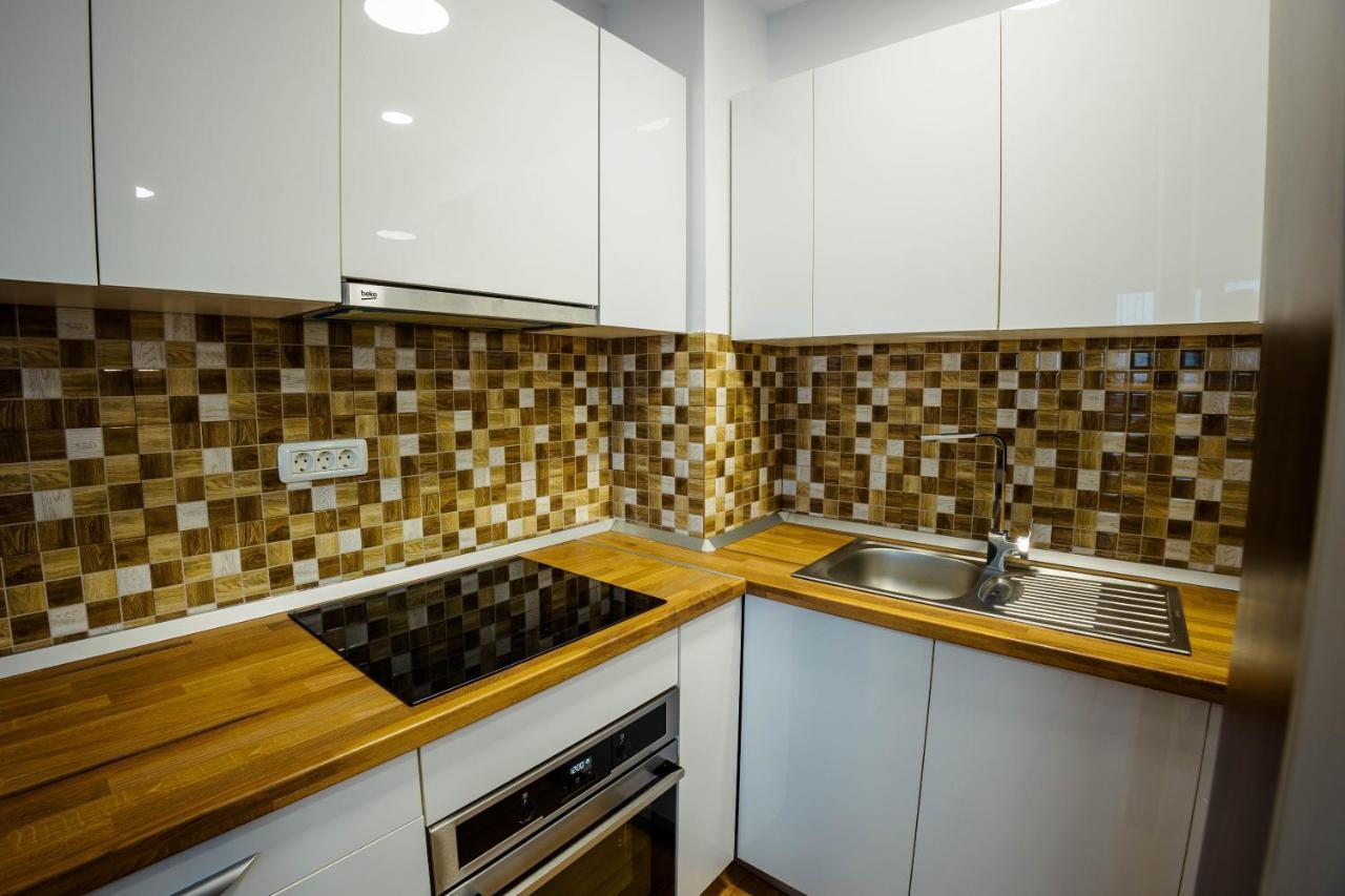 Bliss Inn Tunari Voluntari Bagian luar foto